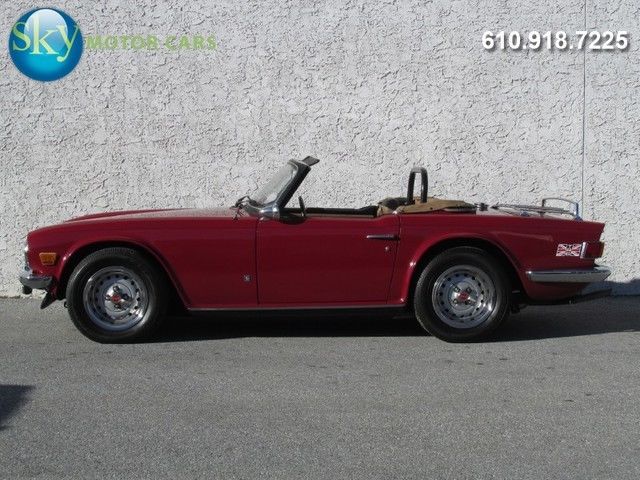 1975 TR-6 4-Speed Heater Seatbelts Convertible 15-inch Disc Wheels GREAT DRIVER 1975 Triumph TR-6