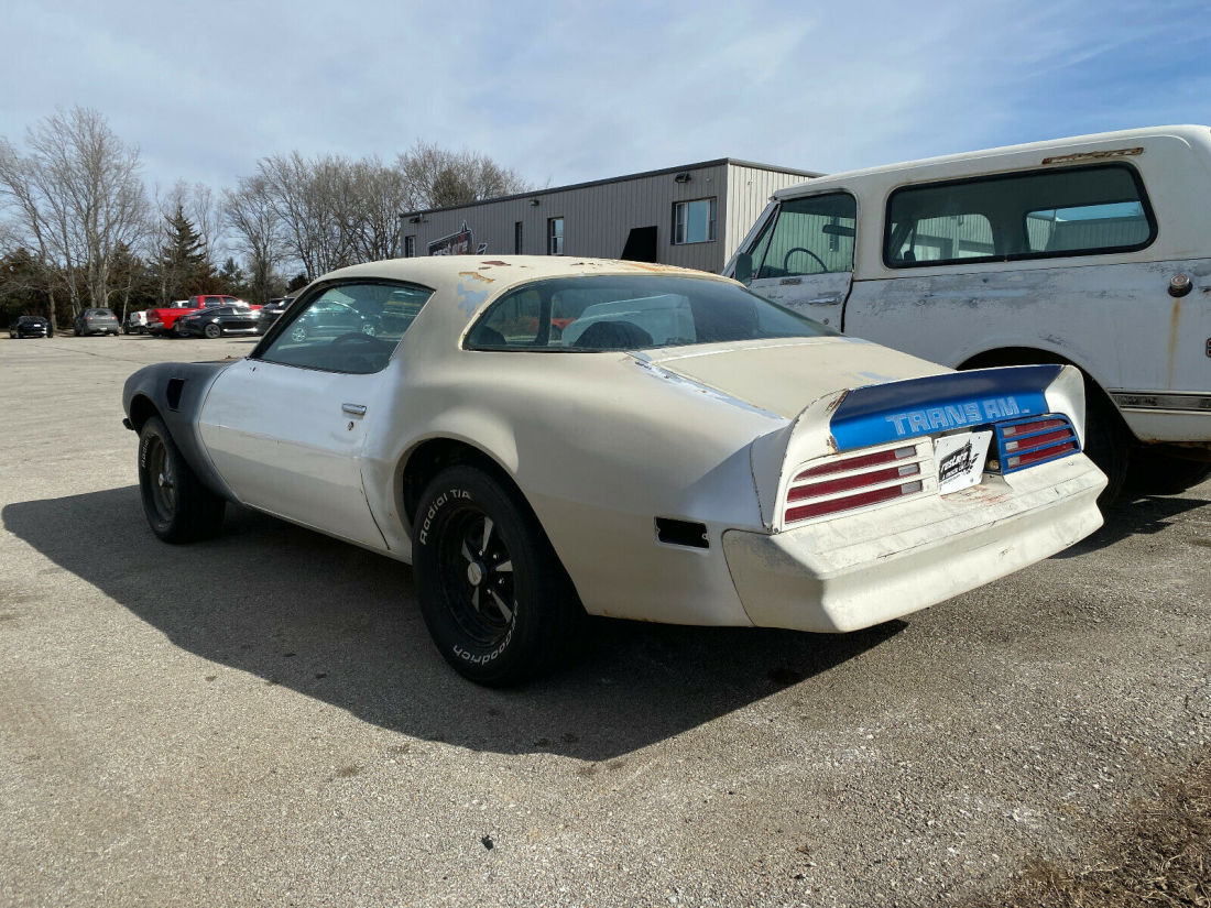 1975 Pontiac Trans Am V8, 4 Spd, PHS, AC, PW, PL, Silver Ext, Blk Int - photo 5