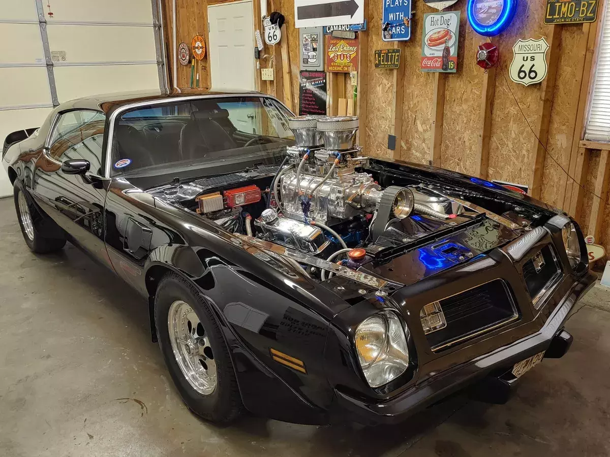 1975 Trans Am Prostreet Black/Black 455 Engine 6-71 Blower 2-650 Carburetors 1975 Pontiac Trans Am