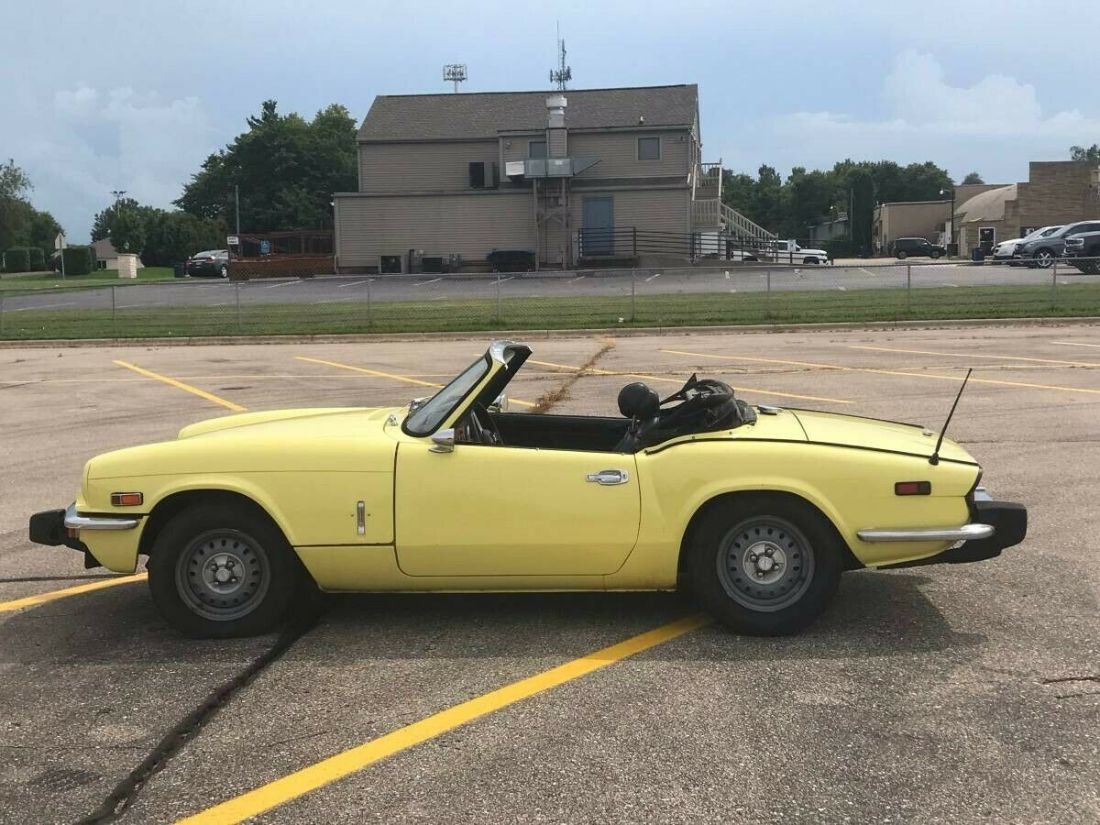 1975 Triumph Spitfire with removable hardtop 1975 Triumph Spitfire