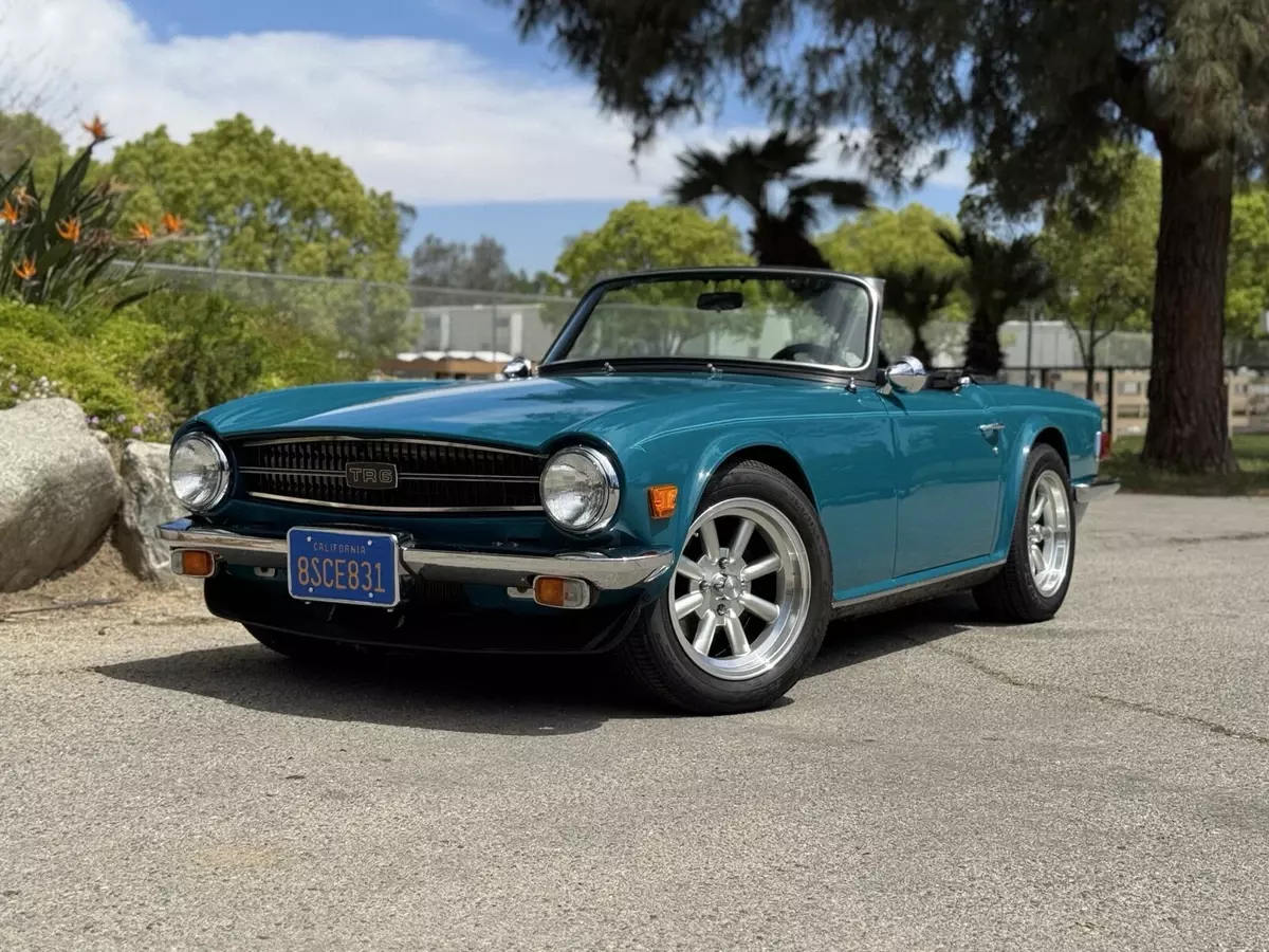 1975 Triumph TR 6 Convertible Blue 5 speed manual 1975 Triumph TR 6 5 speed manual