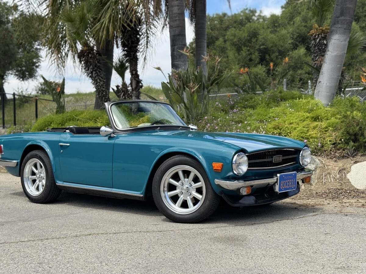 1975 Triumph TR 6 5 speed manual - photo 11