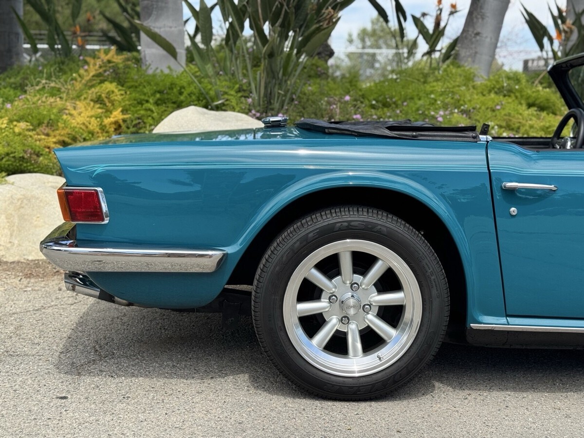 1975 Triumph TR 6 5 speed manual - photo 9