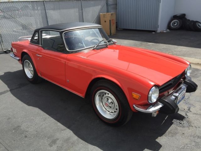 1975 TRIUMPH TR-6 CONVERTIBLE. RED EXTERIOR / BLACK TRIM. 4-SPEED. RUNNING. 1975 Triumph TR-6