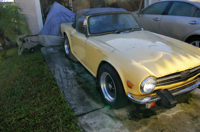 1975 Triumph TR6 Base Convertible 2-Door 2.5L 1975 Triumph TR-6