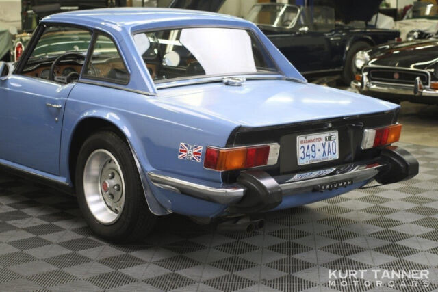 1975 Triumph TR-6 1975 TRIUMPH TR6. FRENCH BLUE. FOUR-SPEED FACTORY OVERDRIVE - photo 10