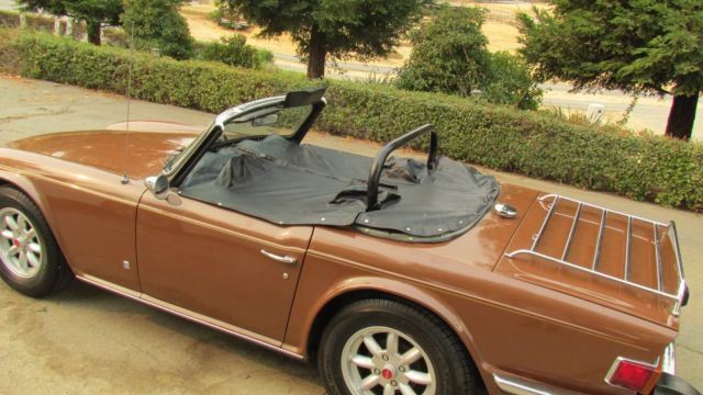 1975 Triumph TR-6 Roadster - photo 9