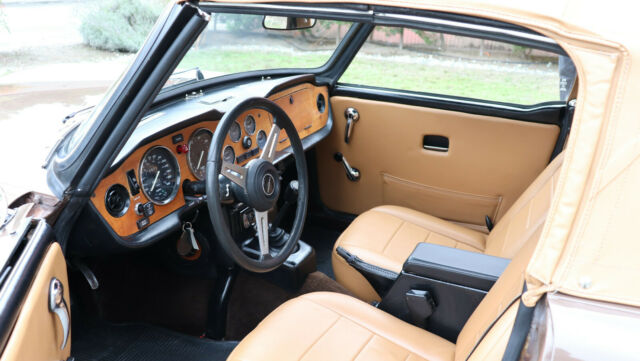 1975 Triumph TR-6 Roadster Restored - photo 12