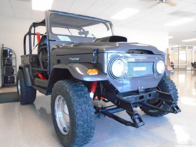 1975 Toyota FJ40 - photo 10