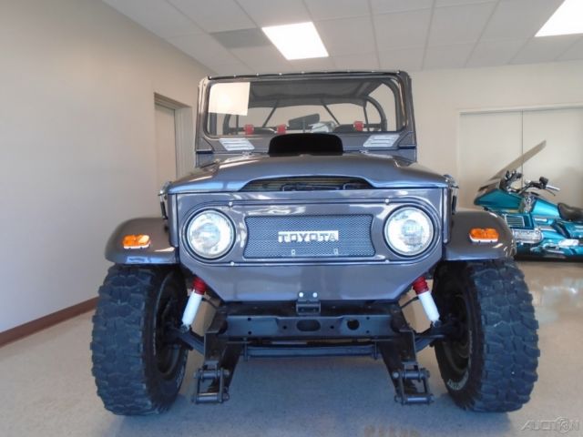 1975 Toyota FJ40 - photo 11