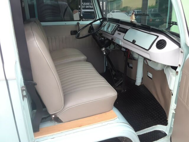 1975 Volkswagen Bus/Vanagon - photo 4