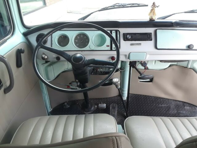 1975 Volkswagen Bus/Vanagon - photo 8