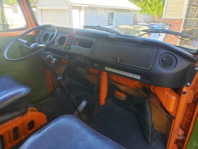 1975 Volkswagen Bus/Vanagon Riviera - photo 10