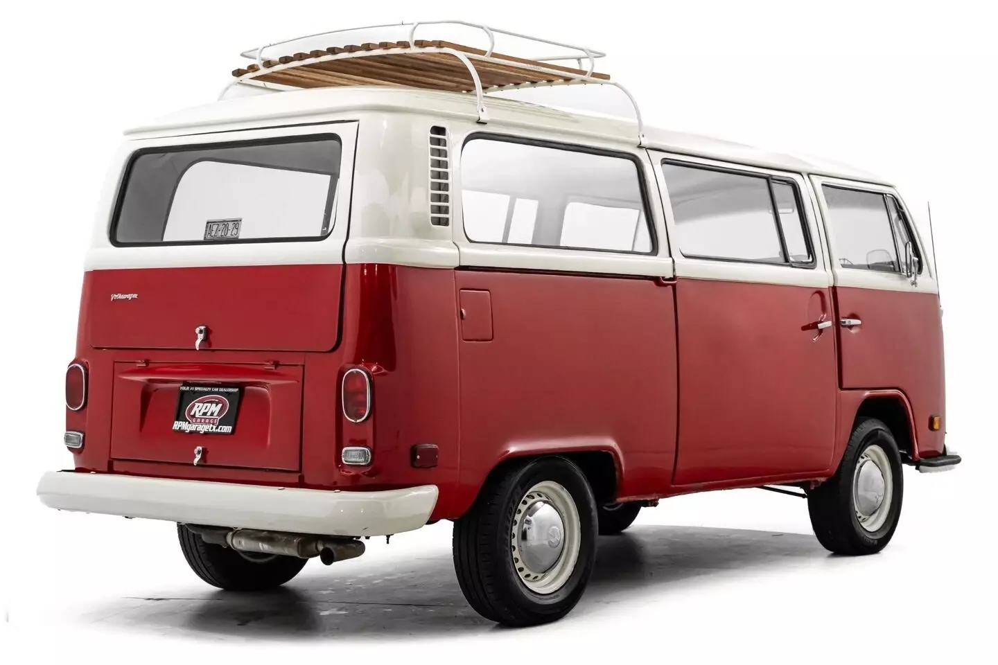 1975 Volkswagen Type II Bus Recently Restored - photo 4