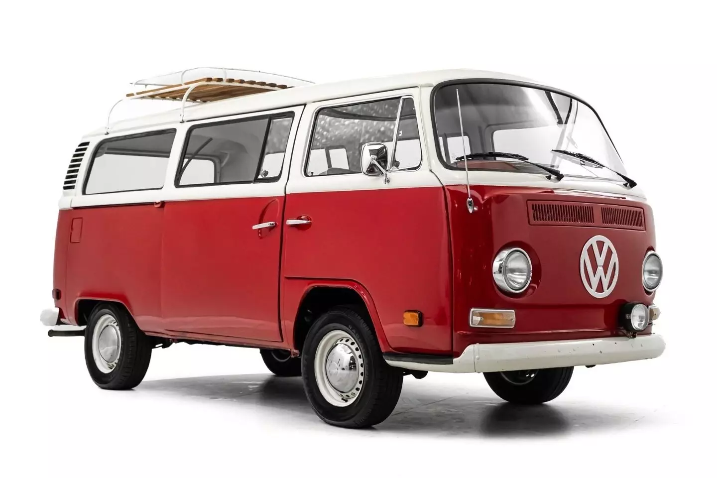1975 Volkswagen Type II Bus Recently Restored - photo 6