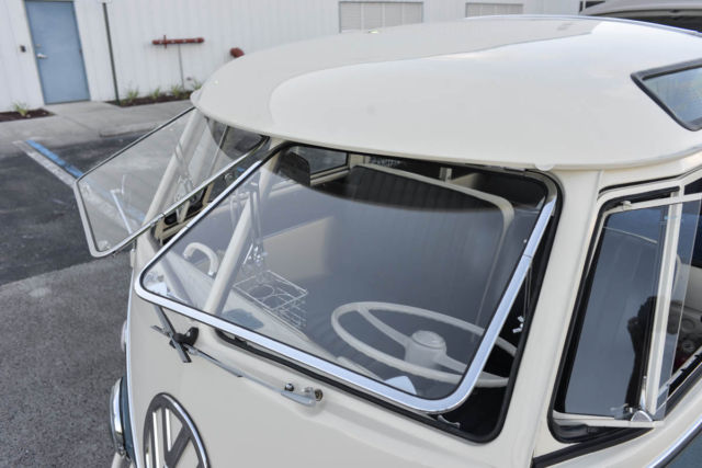 1975 Volkswagen Bus/Vanagon Restored 23 safari windows! See Video! - photo 6