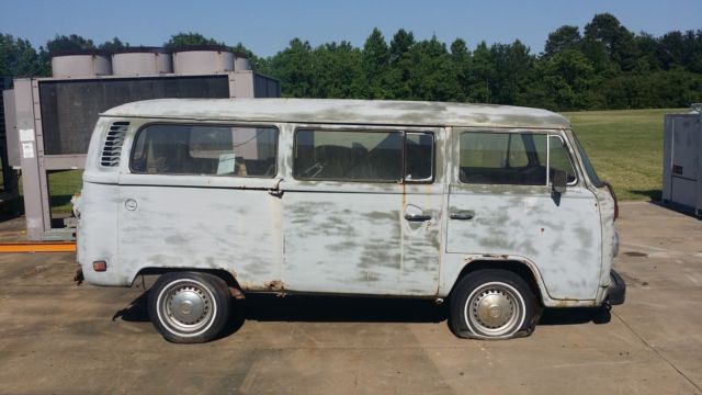 1975 Volkswagen Bus/Vanagon - photo 2