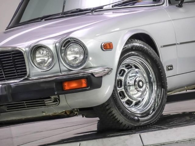 1975 Jaguar XJ XJ6C - photo 4