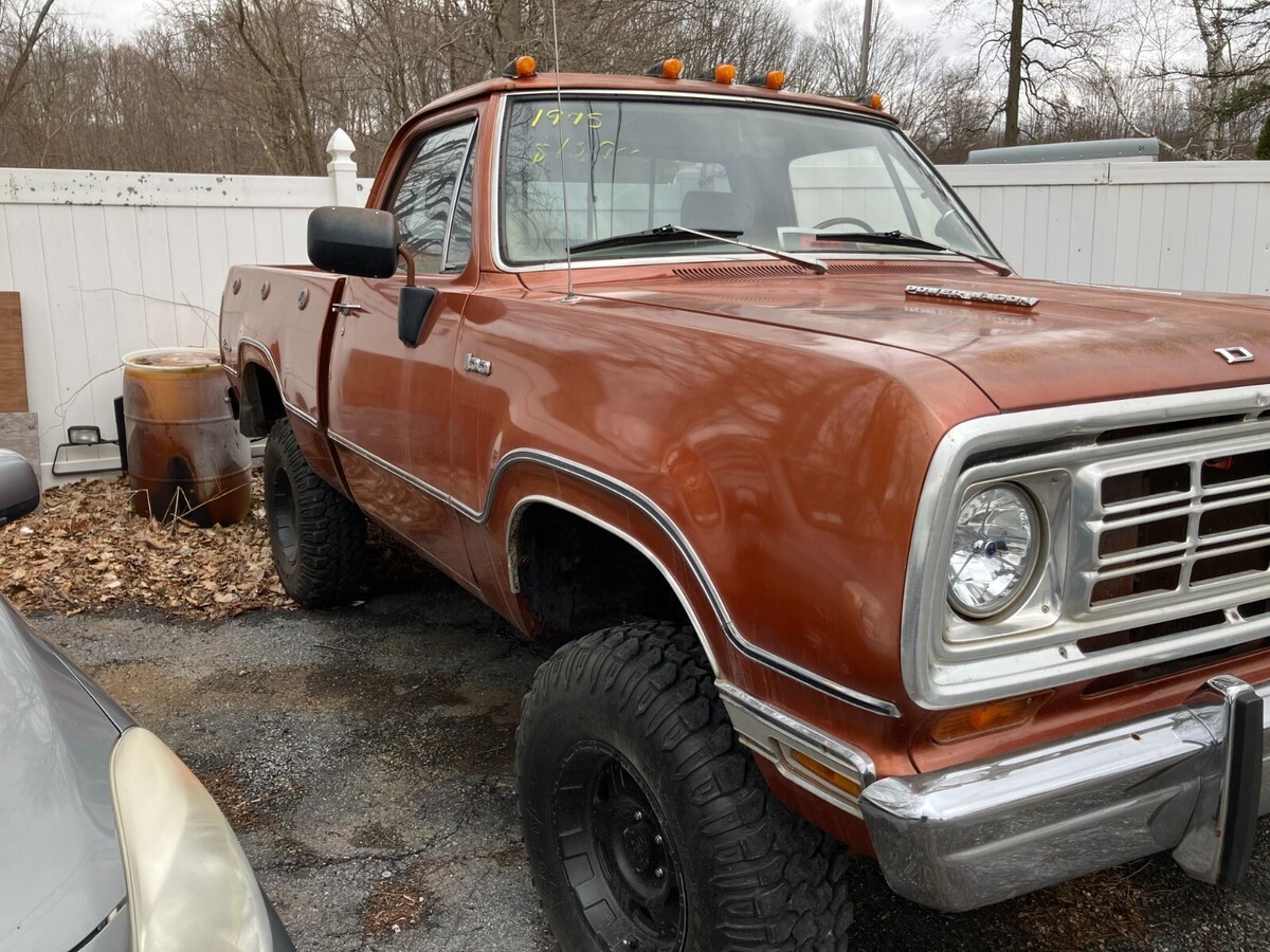 1975 Dodge Power Wagon - photo 3