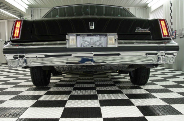 1976 Oldsmobile Cutlass SALON - photo 3