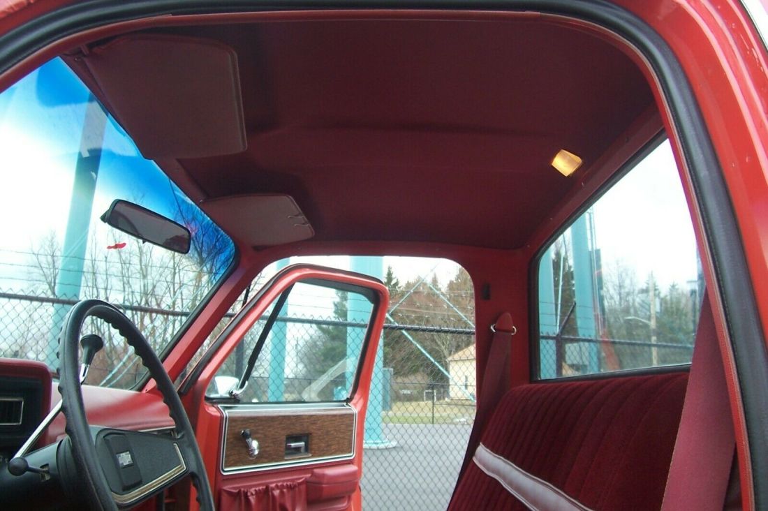 1976 Chevrolet C-10 CHEYENNE - photo 11