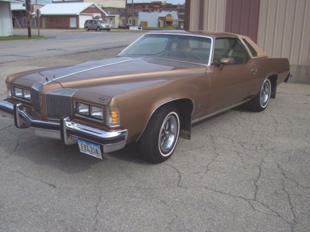 1976 Pontiac Grand Prix - photo 3