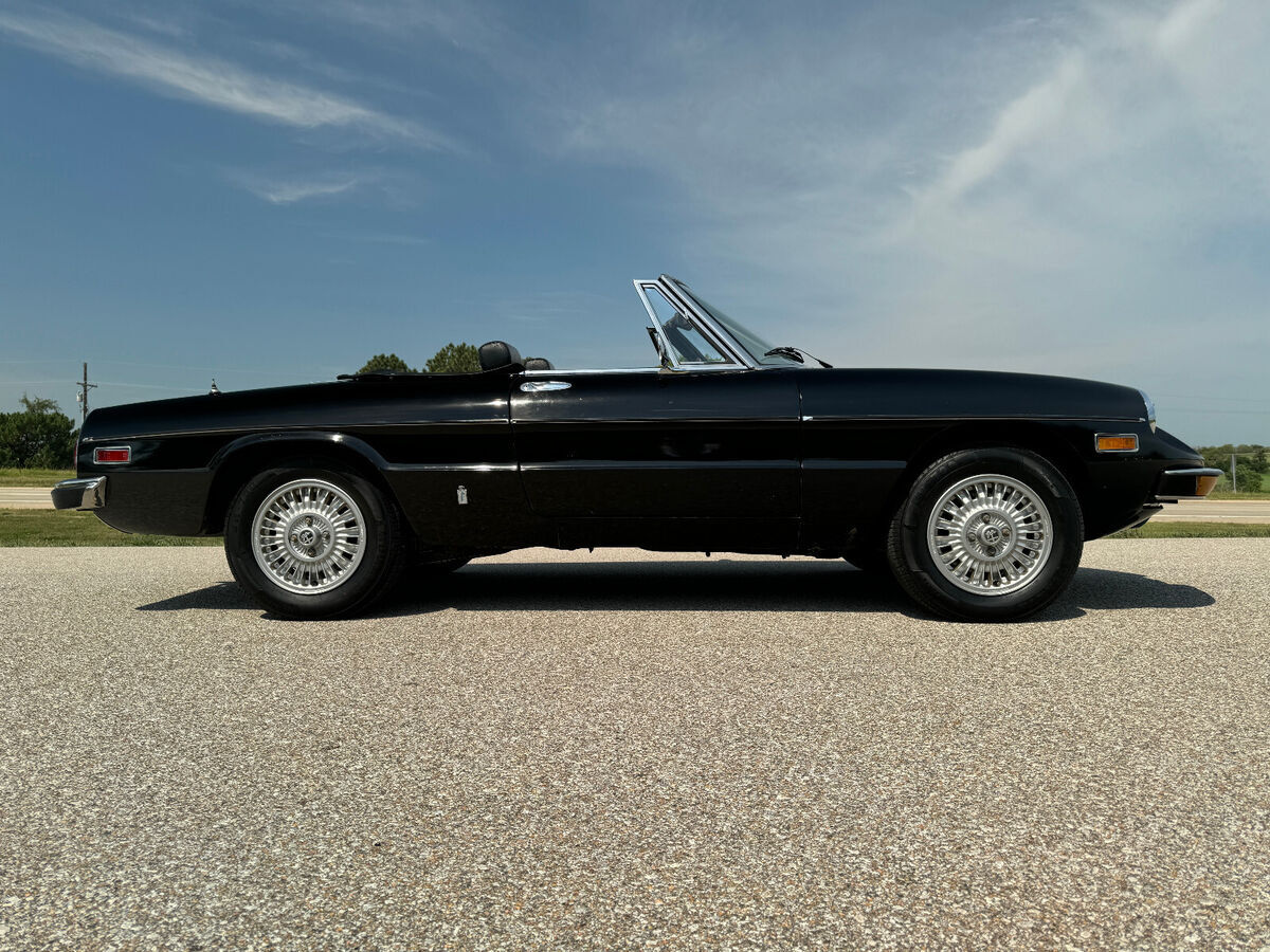 1976 Alfa Romeo Spider Iniezione, 2000cc, 5spd, Black, Runs & Drives Well - photo 12