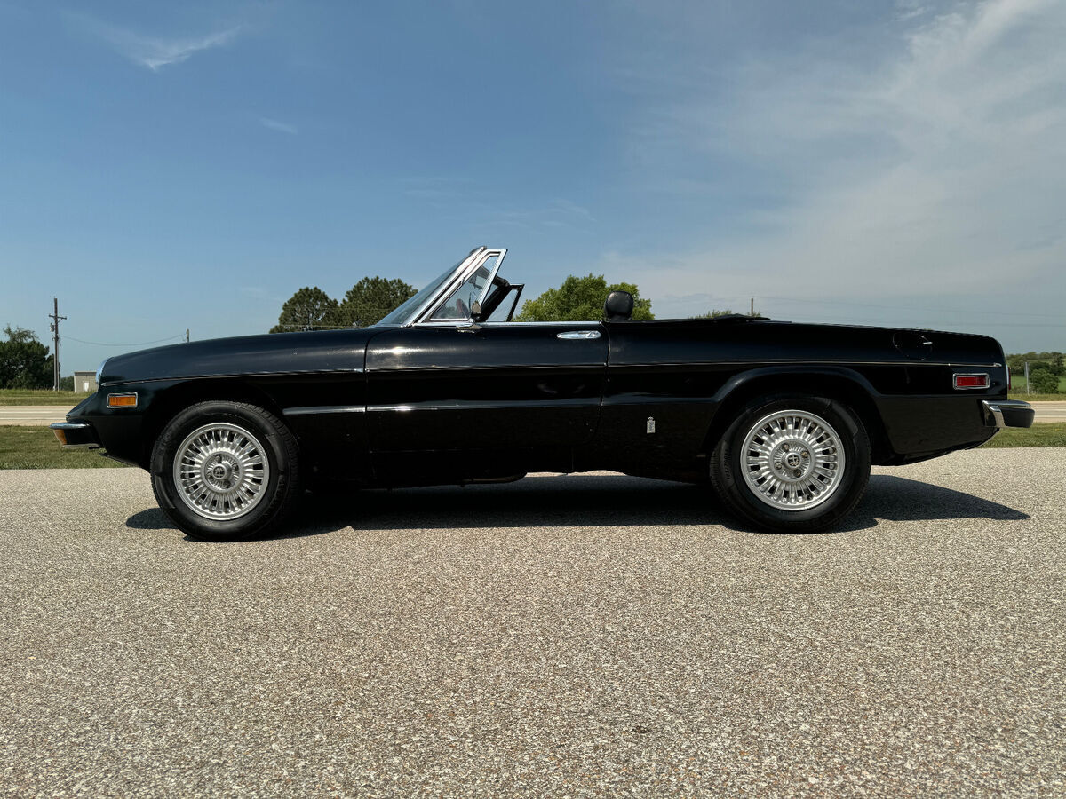 1976 Alfa Romeo Spider Iniezione, 2000cc, 5spd, Black, Runs & Drives Well - photo 13