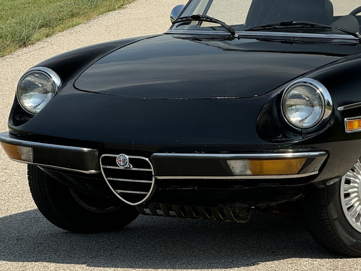 1976 Alfa Romeo Spider Iniezione, 2000cc, 5spd, Black, Runs & Drives Well - photo 4