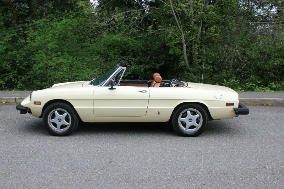 1976 Alfa Romeo Spider - photo 2