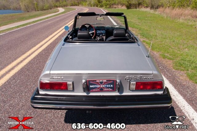 1976 Alfa Romeo Spider Convertible - photo 5