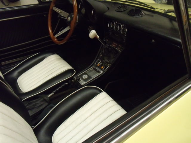 1976 Alfa Romeo Spider Convertible - photo 11