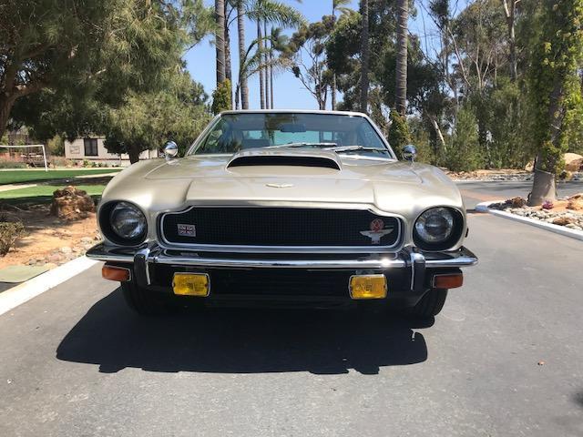 1976 Aston Martin V8 - photo 2