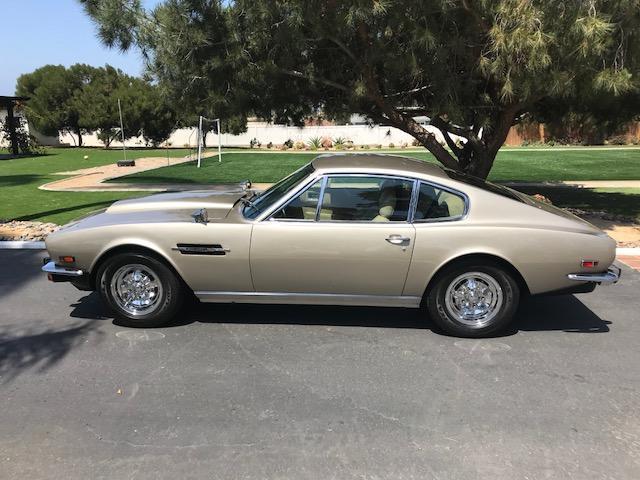 1976 Aston Martin V8 - photo 5