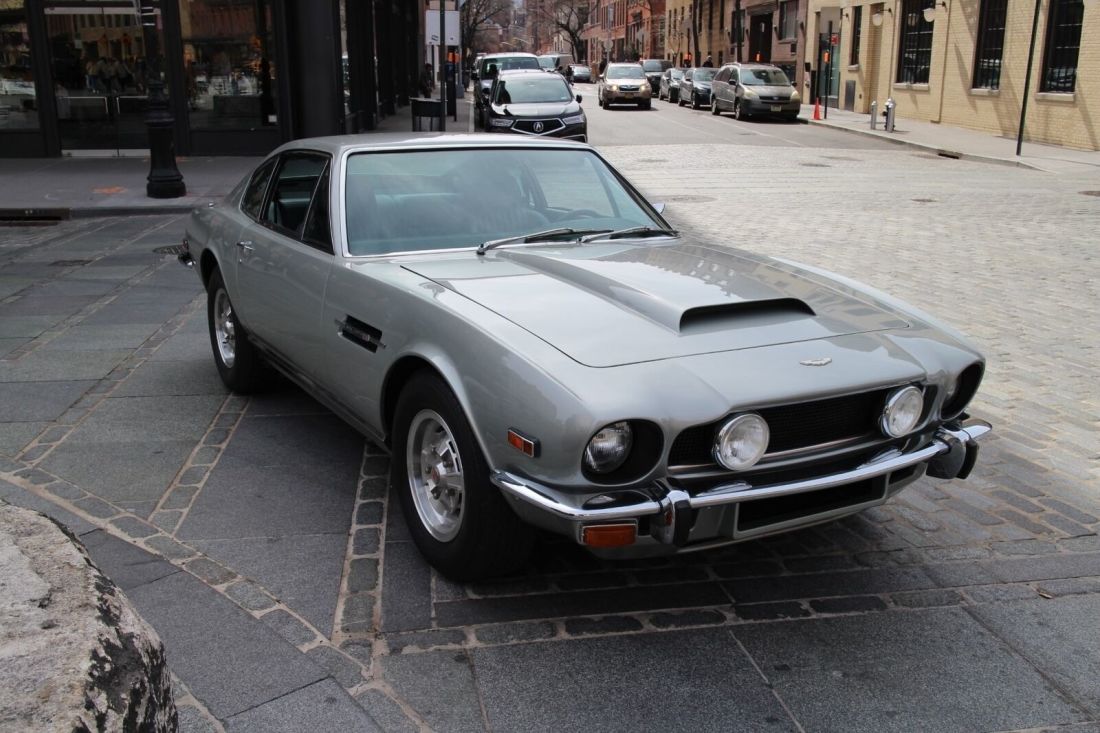 1976 Aston Martin V8 Coupe Manual - Ice Cold A/C, Dog Leg 5 speed, RWD Coupe 1976 Aston Martin V8 Coupe Manual