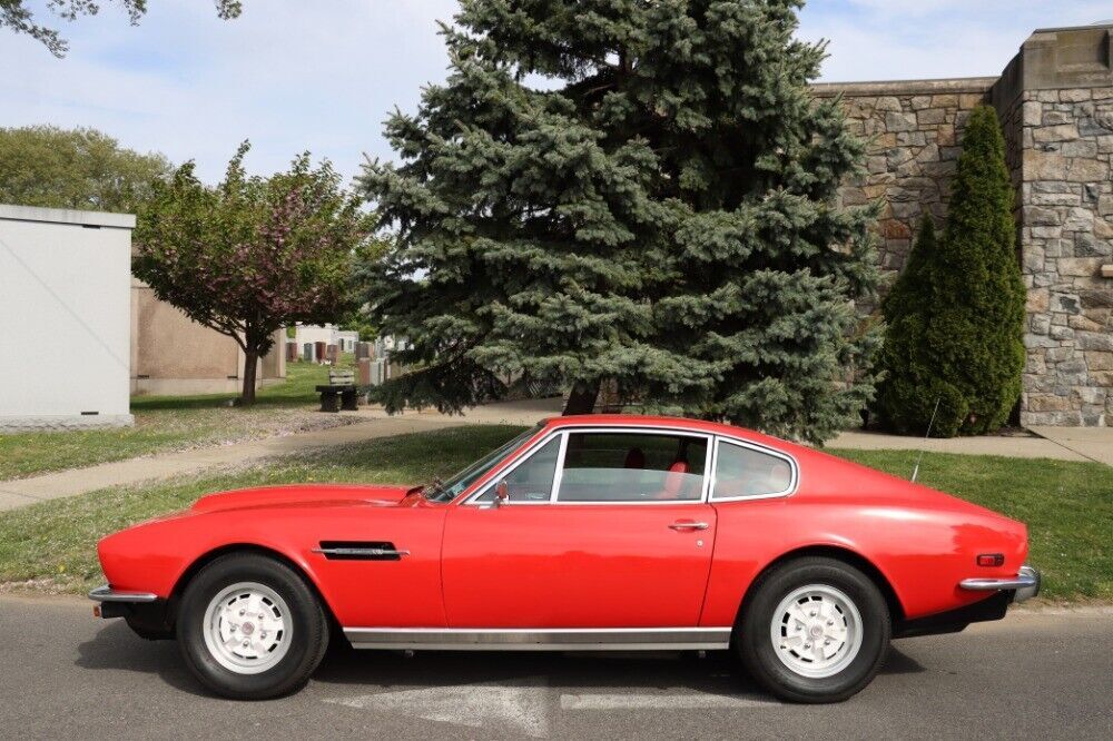 1976 Aston Martin V8 Series 3 - photo 4