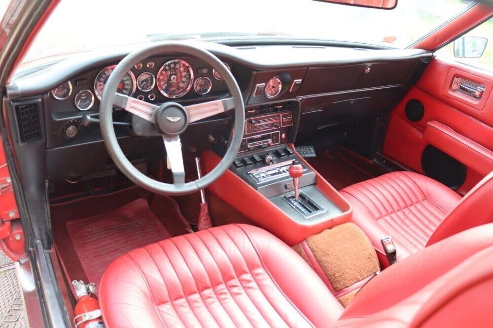 1976 Aston Martin V8 Series 3 - photo 7