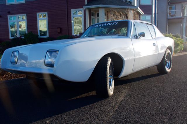 1976 Avanti II 1976 Studebaker Avanti