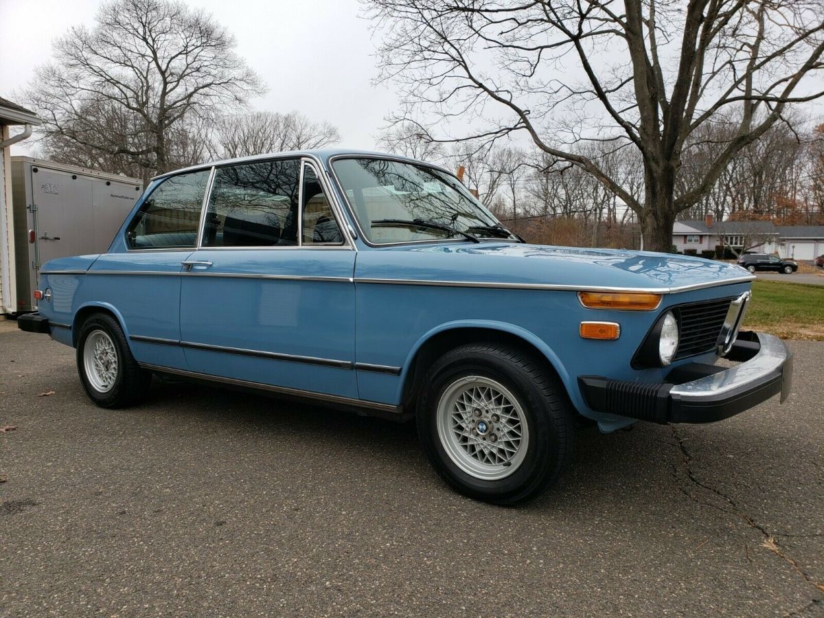 1976 BMW 2002 2.0 4 speed CLEAN CAR!! 1976 BMW 2002