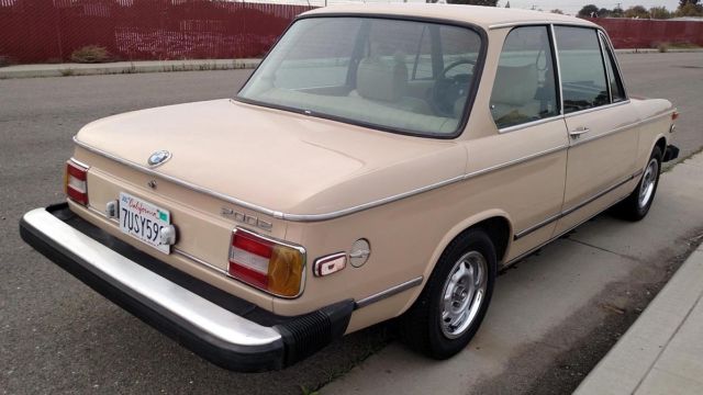 1976 BMW 2002 2 door - photo 3