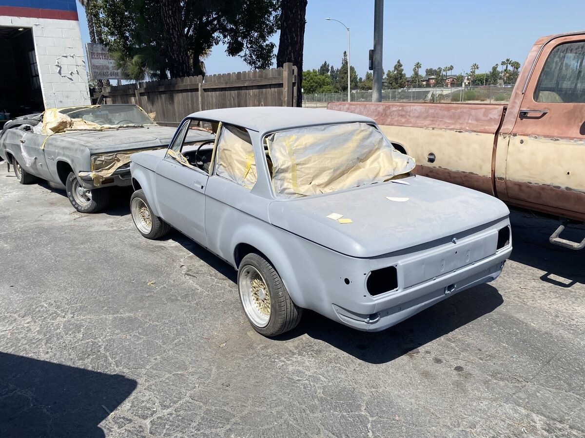 1976 BMW 2002 - photo 2