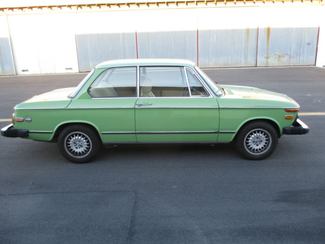 1976 BMW 2002 Nice 4 speed California Car, with optional 5 speed - photo 3