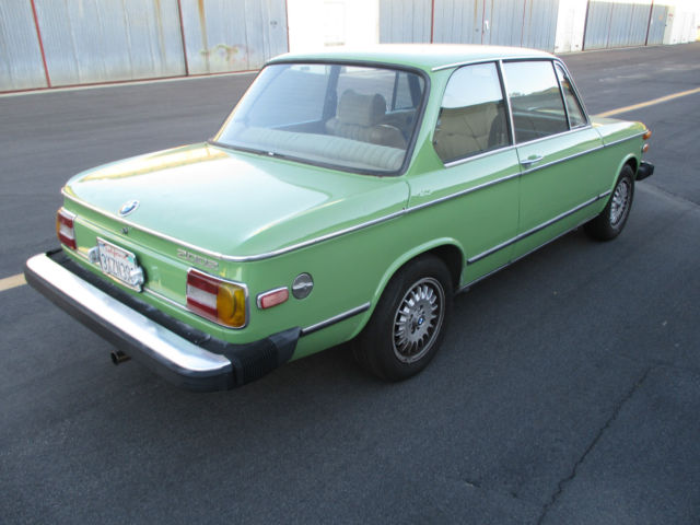 1976 BMW 2002 Nice 4 speed California Car, with optional 5 speed - photo 7