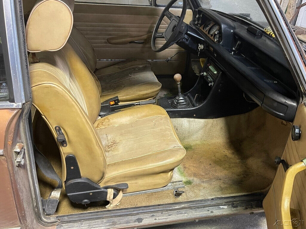 1976 BMW 2002 Sunroof Coupe - photo 12