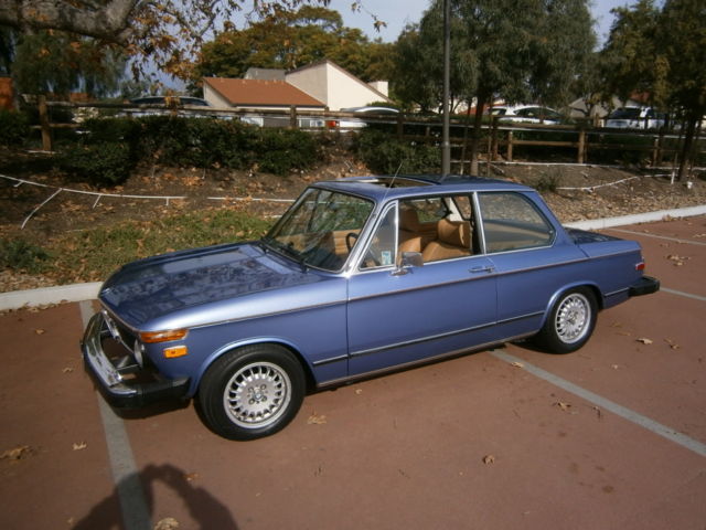 1976 BMW 2002 $40K RESTORATION 4speed,AC, SUNROOF,AZ. CAR - photo 2