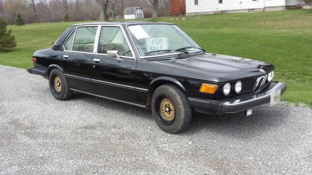 1976 BMW 530i 4 door 3.0 liter E12 1976 BMW 5-Series