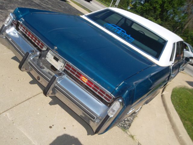 1976 Buick Electra 225 Sedan 4-Door - photo 4