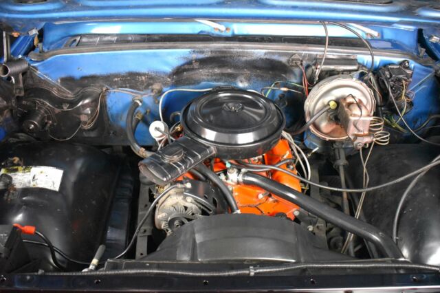 1976 Chevrolet C-10 Deluxe / 4 speed / 1 of 2400 / we ship worldwide - photo 13