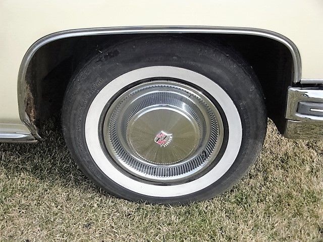 1976 Cadillac DeVille Base - photo 11