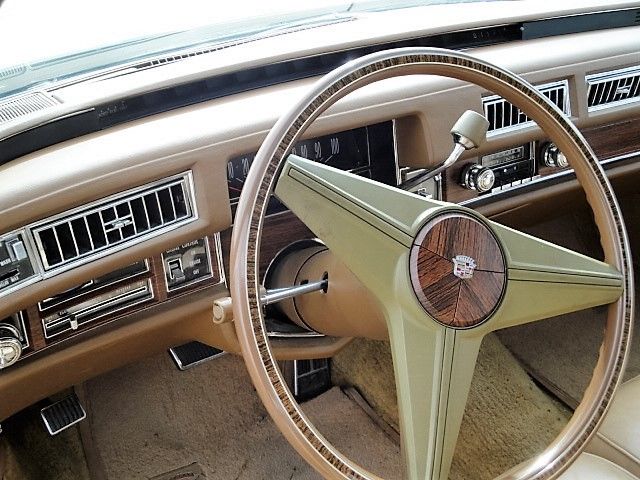 1976 Cadillac DeVille Base - photo 8